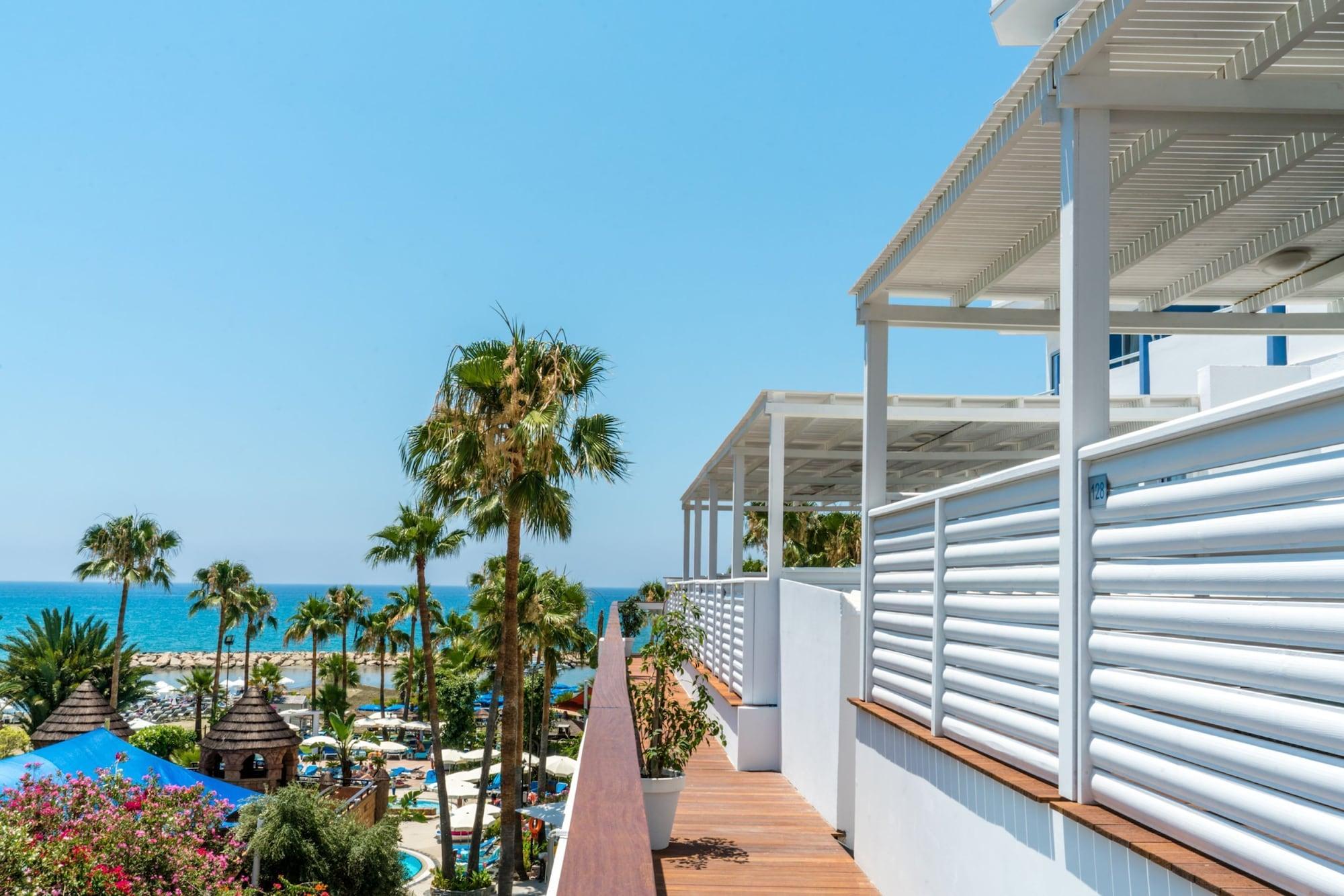 Lordos Beach Hotel & Spa Ларнака Экстерьер фото